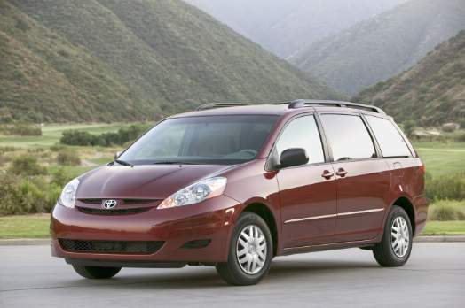 Toyota to recall 1 5 million vehicles