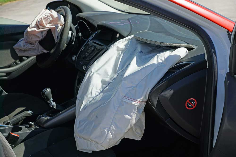 Problems With Airbag Deployment (Plus How an Orlando Lawyer Can Help)